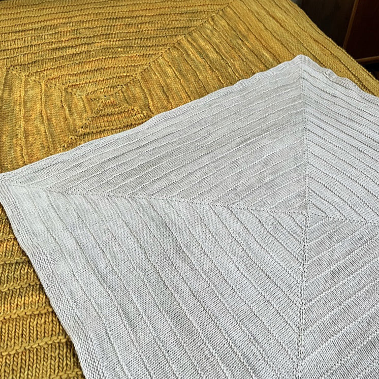 gather here classes-Wave of Change Shawl/Blanket - 2 sessions-class-gather here online
