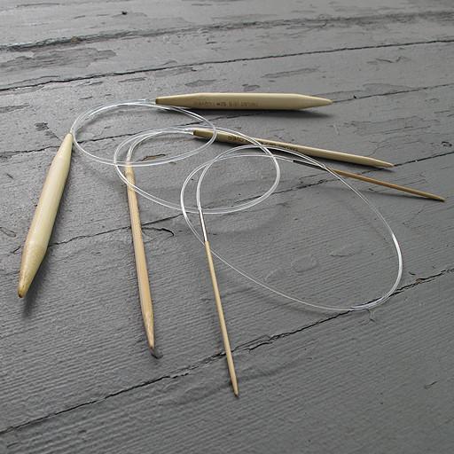 Clover - Takumi 24" Circular Bamboo Knitting Needles - US0 / 2mm - gatherhereonline.sbs