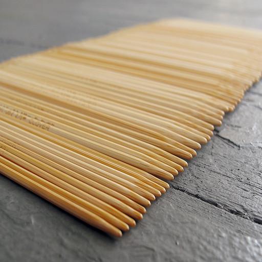 Clover - Takumi 5" Bamboo Double Pointed Knitting Needles (DPN) - US4 / 3.5mm - gatherhereonline.sbs