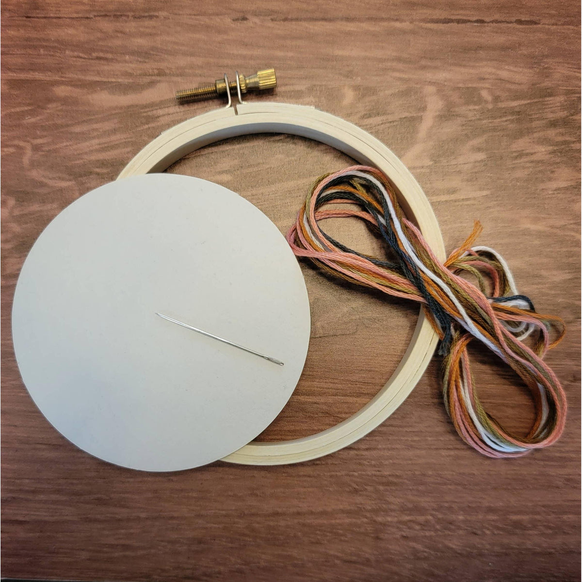 Holly Oddly-Skull, 4" Embroidery Kit-embroidery kit-gather here online