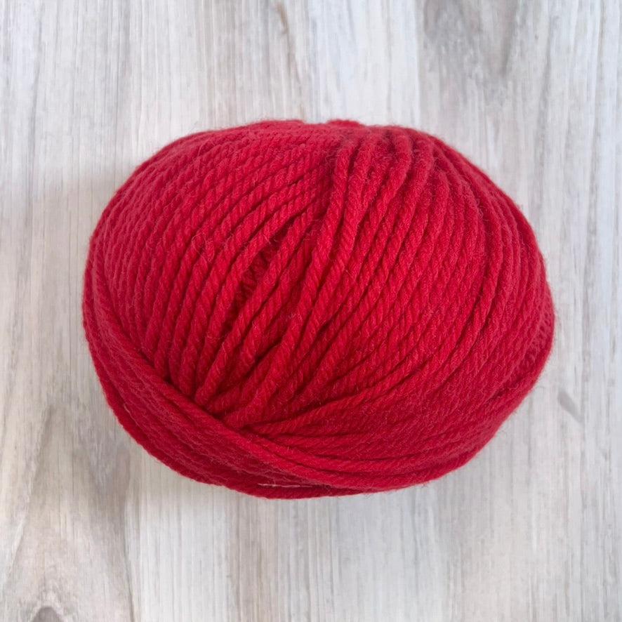 Universal Yarn-Deluxe Bulky Superwash-yarn-936 Christmas Red-gather here online