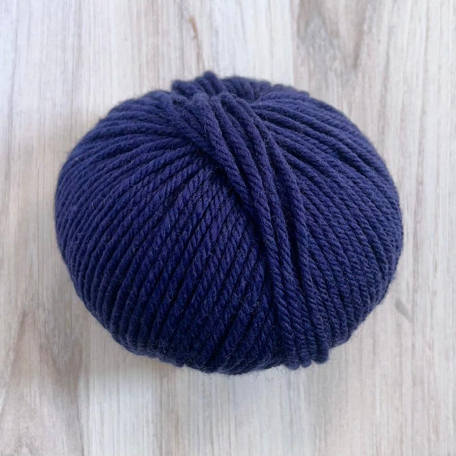 Universal Yarn-Deluxe Bulky Superwash-yarn-937 Twilight-gather here online
