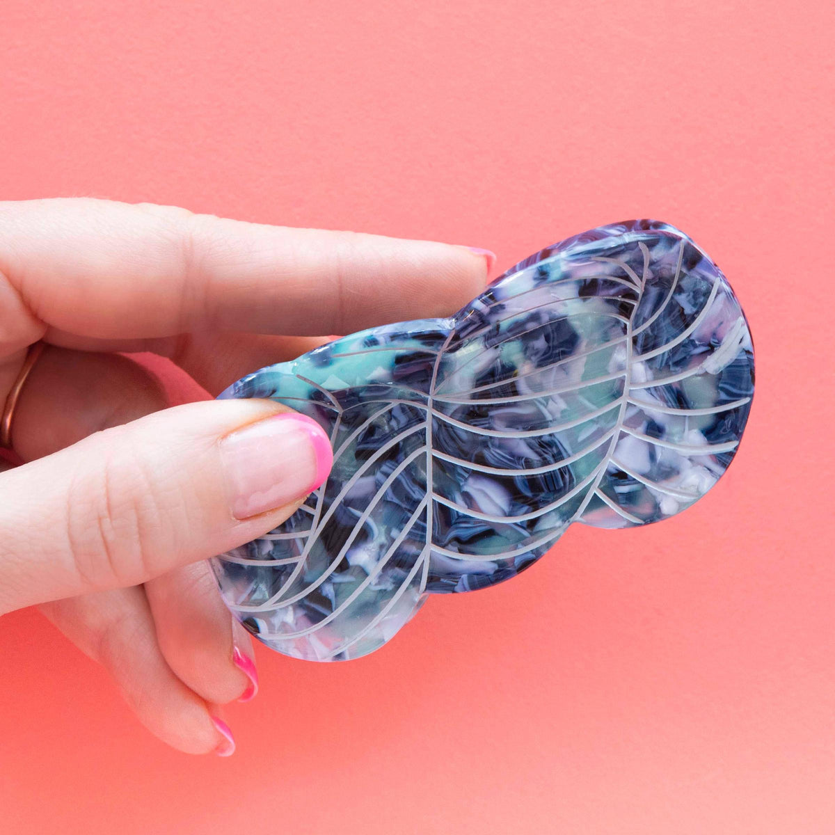 Sarah Hearts-Blue Yarn Skein Hair Claw-accessory-gather here online
