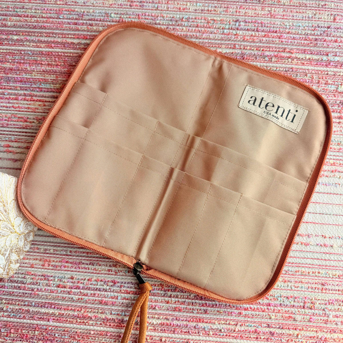 Atenti-Lacery Red Needles, Hooks, and Tools Case-craft organizer-gather here online