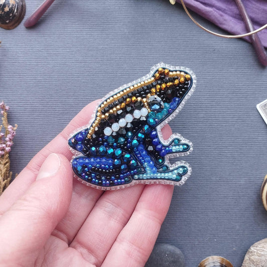 CraftShopOnline-Bead Embroidery Kit: DIY Seed Bead Frog Brooch-craft kit-gather here online
