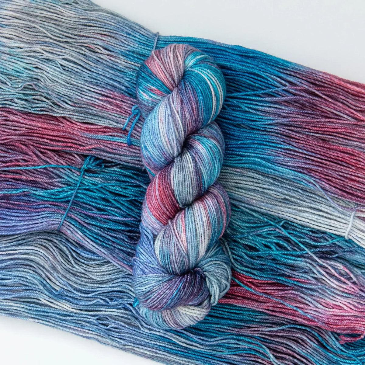 Wild Violet Fibers Merino Sock
