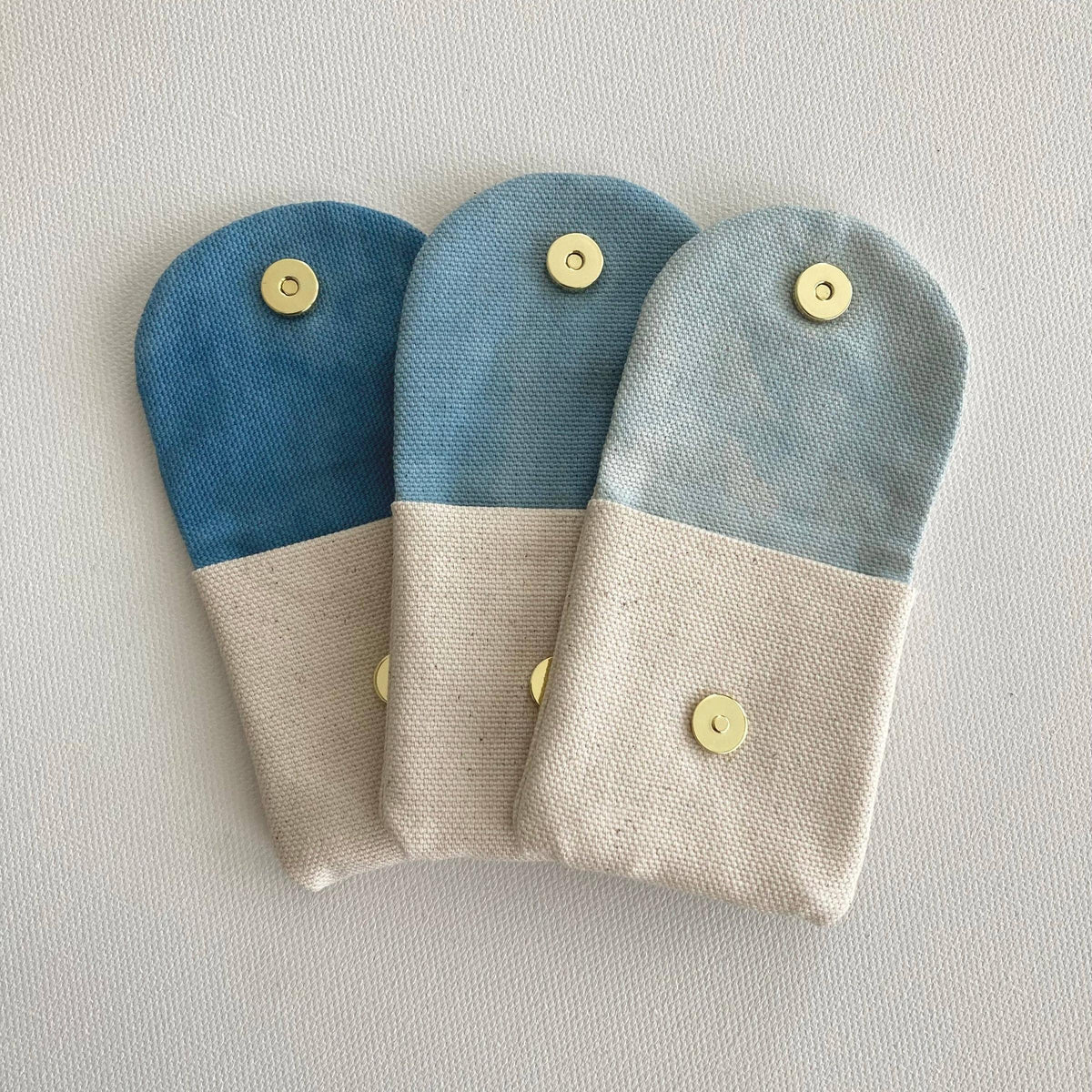 Sundew Sewing Co-Charm Pouch - Blue-craft organizer-gather here online
