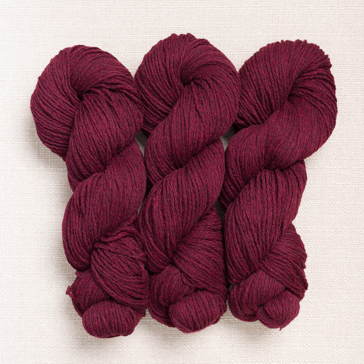 Vobelle-Vobelle Merino DK-yarn-Burgundy-gather here online