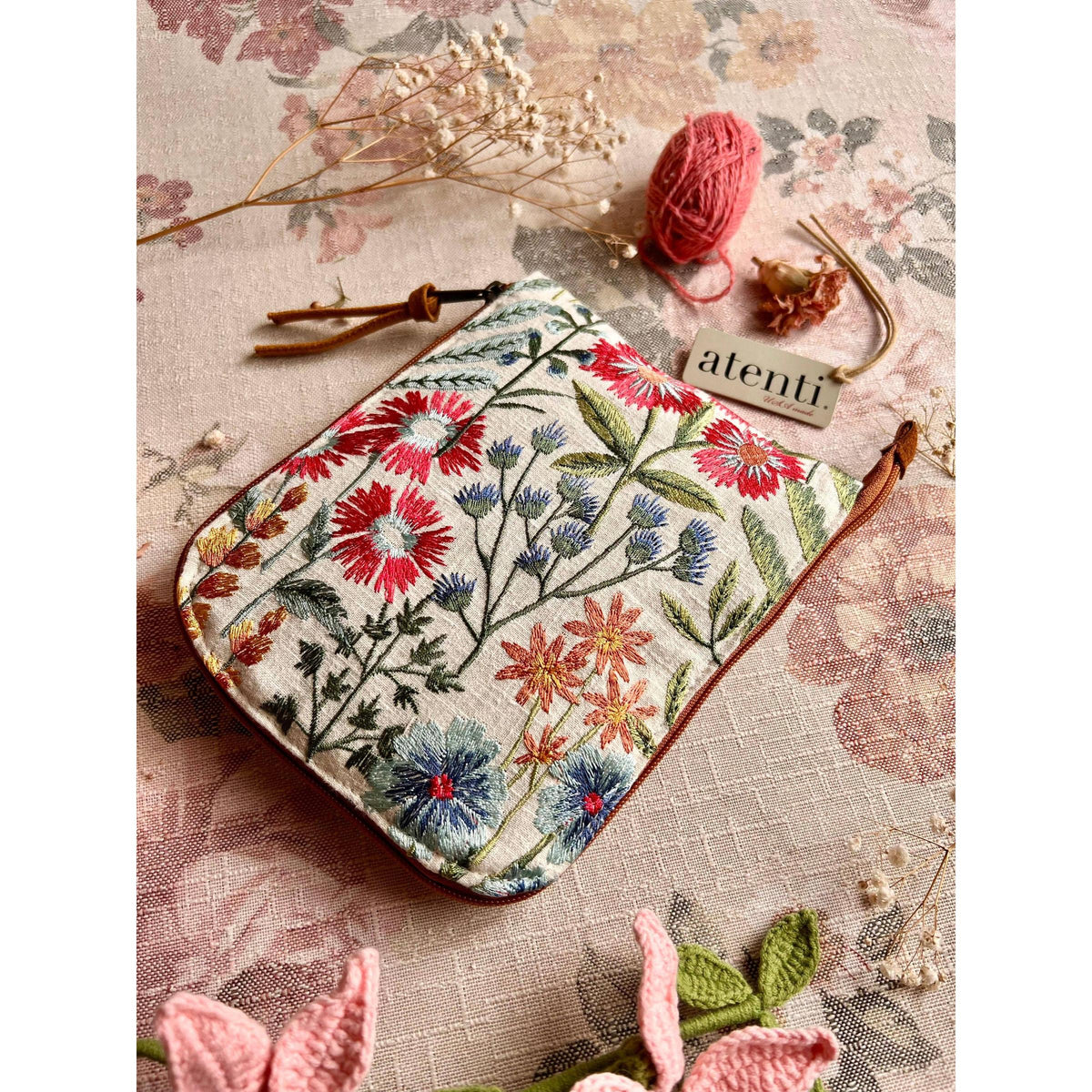 Atenti-Wildflower Circular Case-craft organizer-gather here online