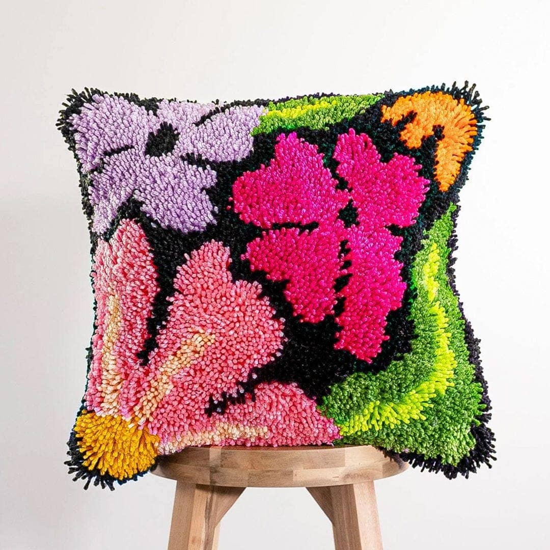 Craft Club-Pretty Petals Black - Latch Hook Cushion Kit-craft kit-gather here online