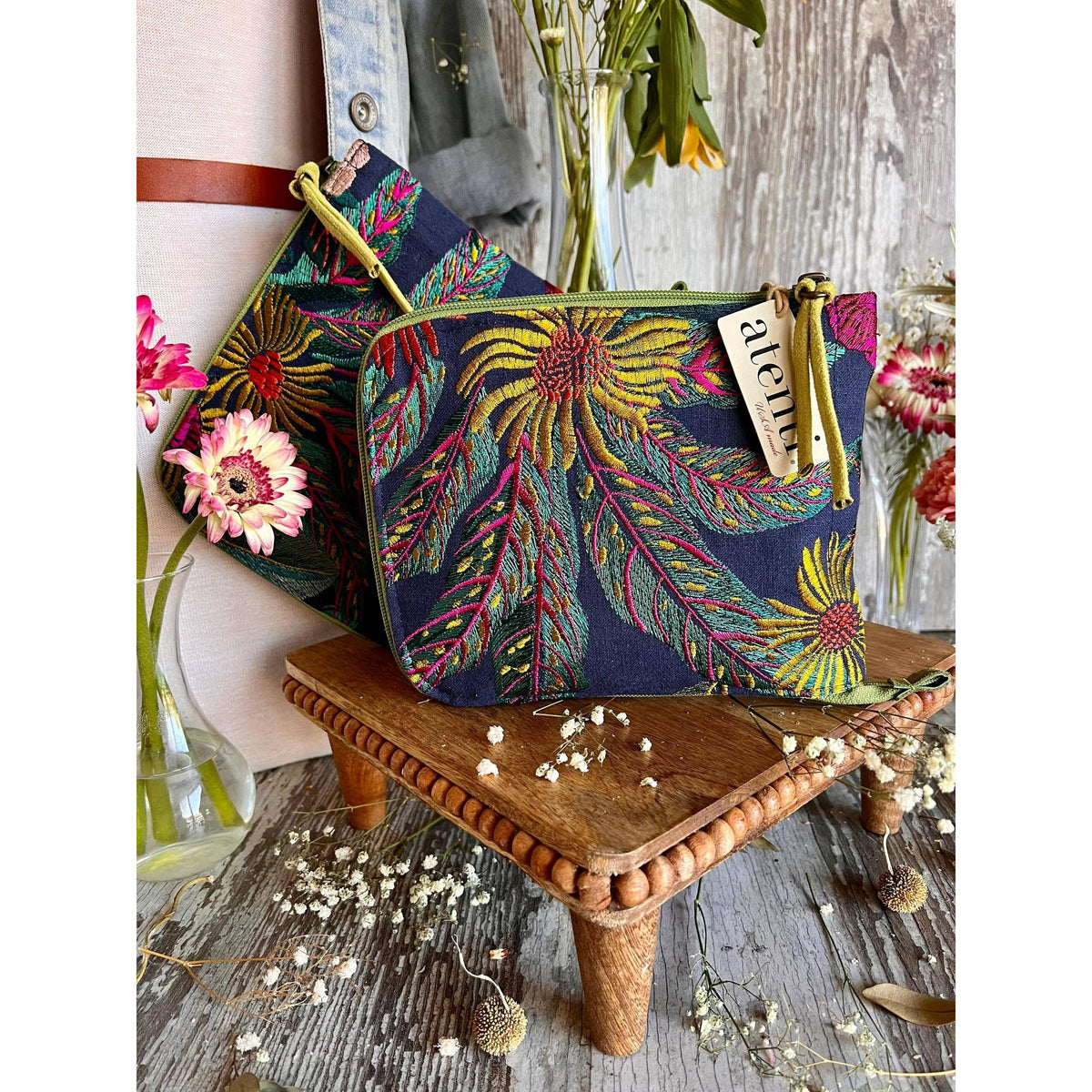 Atenti-Flora Circular Case-craft organizer-gather here online