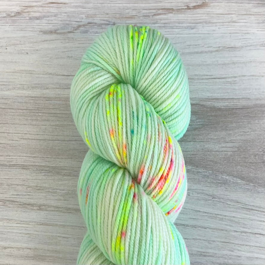 Fiber MacGyver-Merino Sport-yarn-Minty-gather here online