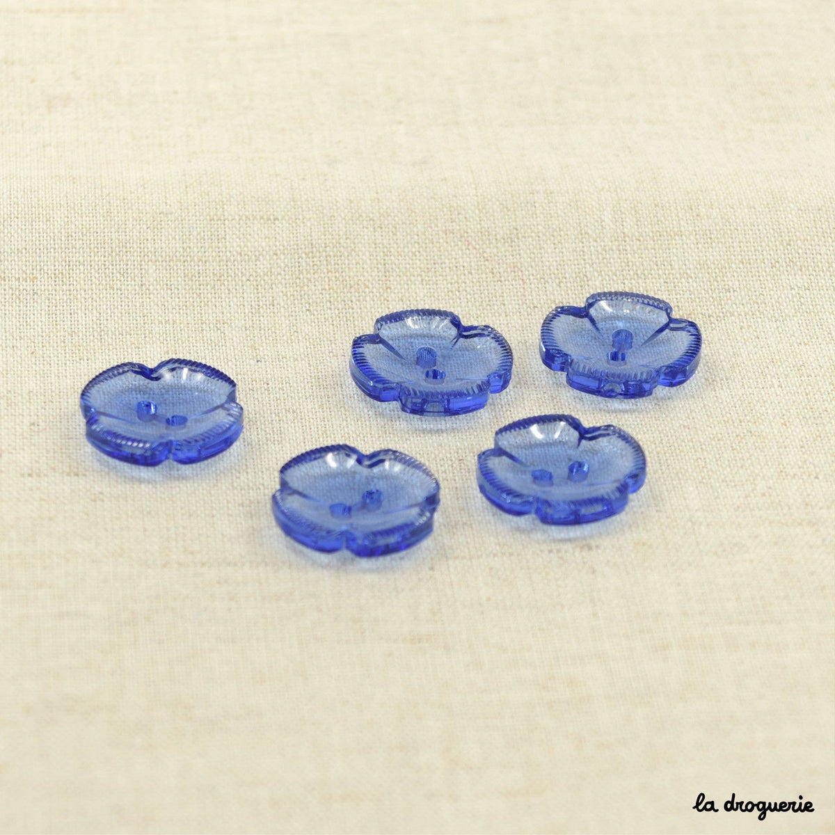 LA DROGUERIE-Sapphire Blue Translucent Flower Button - 18mm-button-gather here online