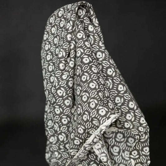 Merchant & Mills-Moonflower Block Print Indian Cotton-fabric-gather here online