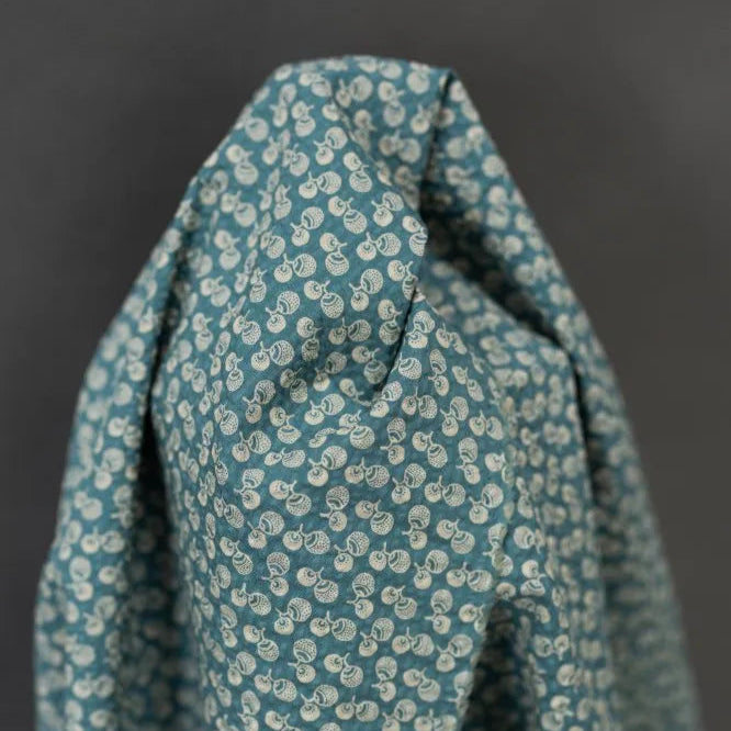 Merchant & Mills-Donguri Organic Seersucker Duck Egg-fabric-gather here online