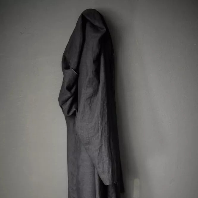 Merchant & Mills-185 Linen Core, Scuttle Black Charcoal-fabric-gather here online