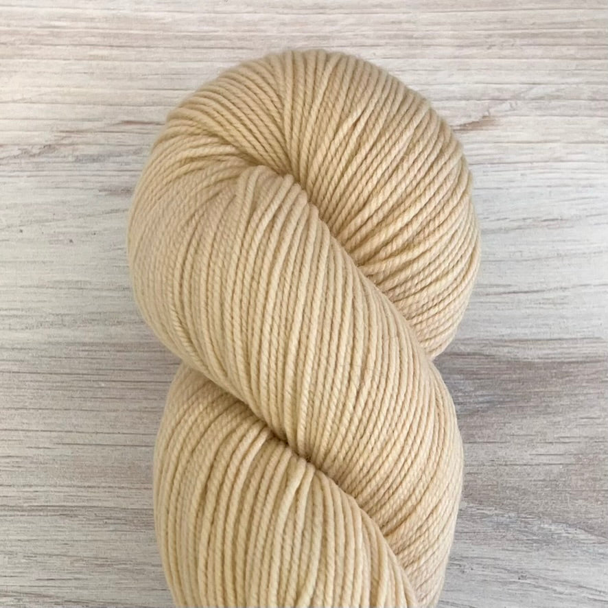 Fiber MacGyver-Shaniko Sport-yarn-Champagne-gather here online