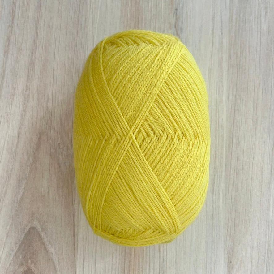 Retrosaria Rosa Pomar-Mondim-yarn-A578 Pale Yellow-gather here online