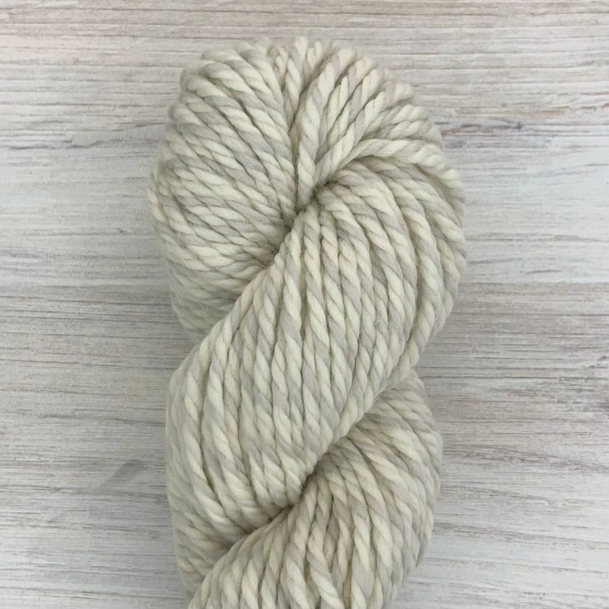 Ikigai Fiber-Chibi Paka Chunky - Skein-yarn-Cloudy Twist-gather here online