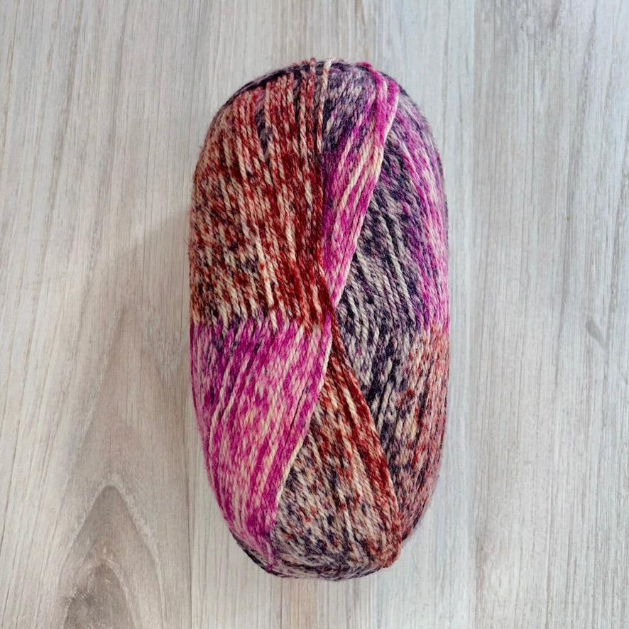 Retrosaria Rosa Pomar-Mondim-yarn-201 Fuchsia Mix-gather here online