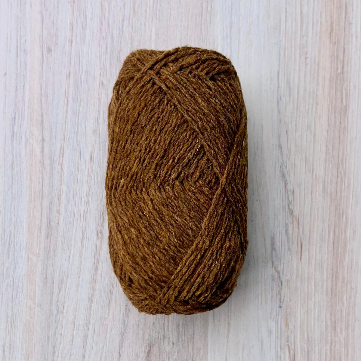 Retrosaria Rosa Pomar-Brusca-yarn-gather here online