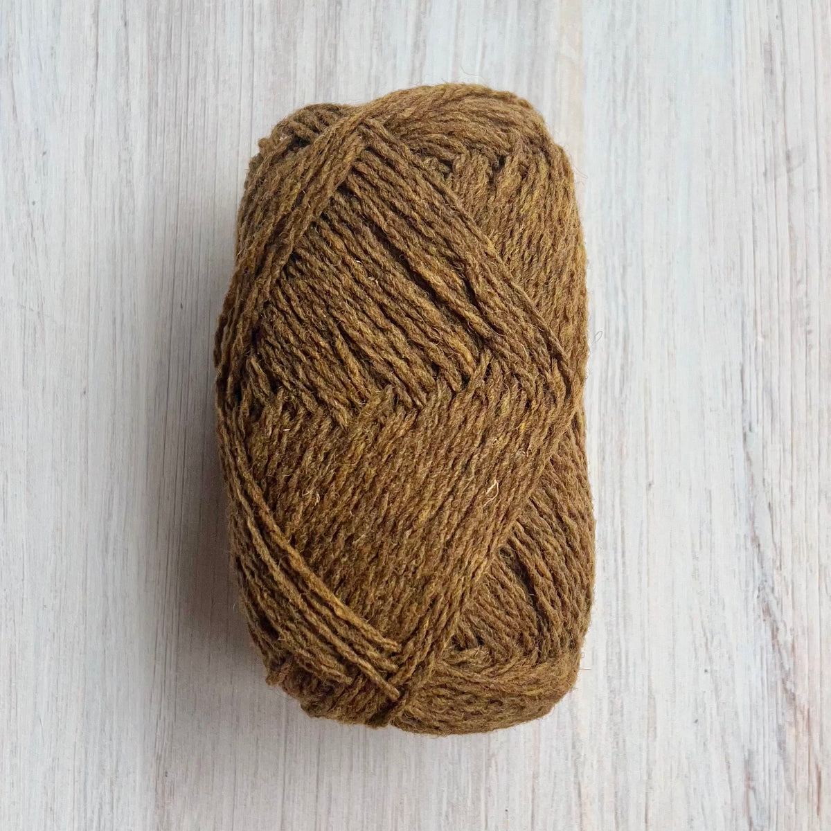 Retrosaria Rosa Pomar-Brusca-yarn-C580 Copper-gather here online