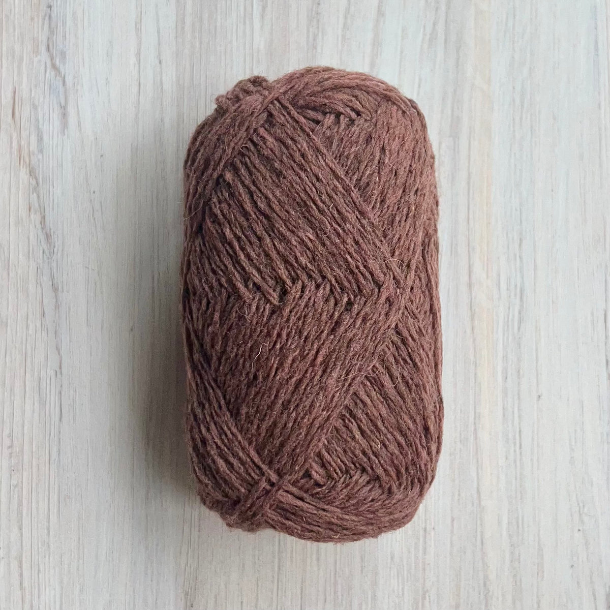 Retrosaria Rosa Pomar-Brusca-yarn-C584 Pansy-gather here online