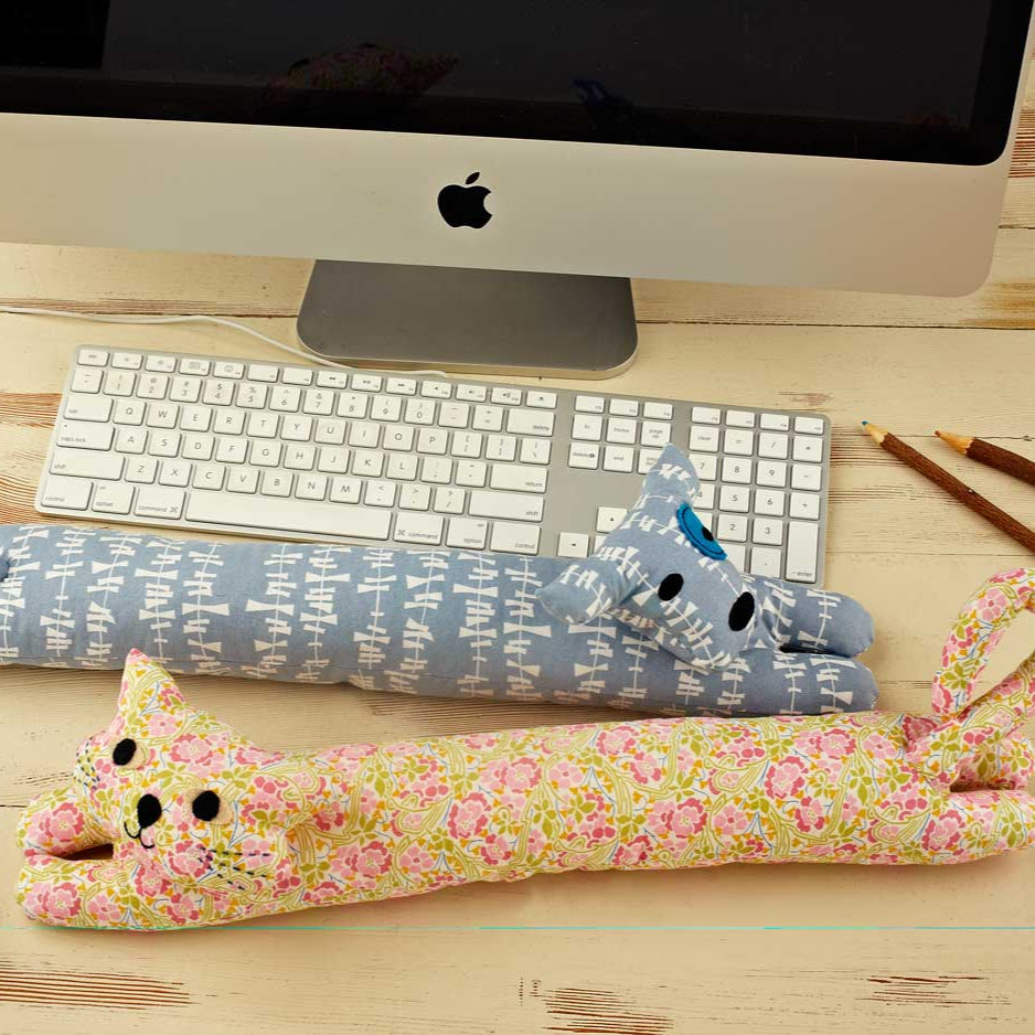 Straight Stitch Society-Desktop Pets Wrist Rest Pattern - PDF DOWNLOAD-sewing pattern-gather here online