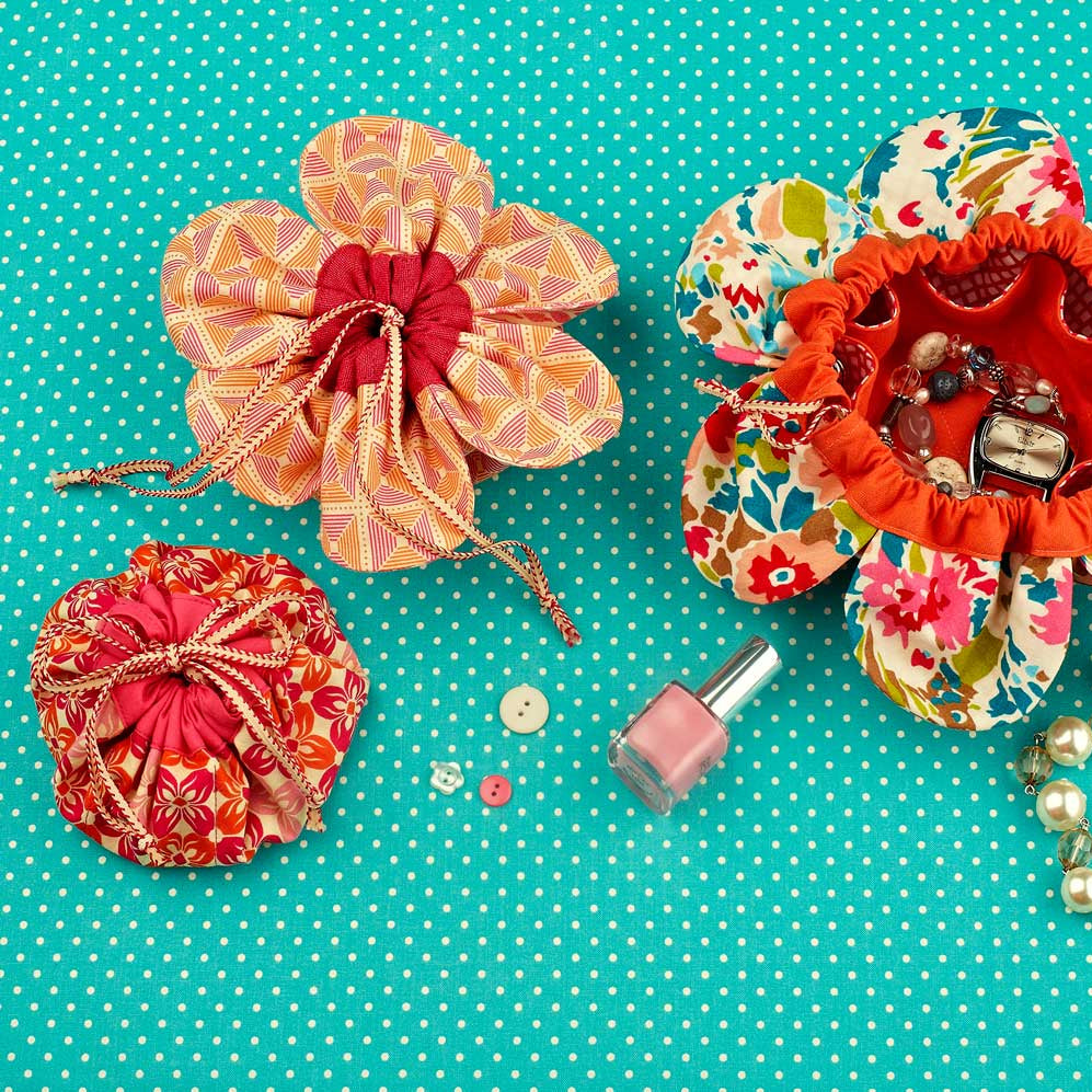 Straight Stitch Society-Forget-Me-Not Jewelry Pouch Pattern - PDF DOWNLOAD-sewing pattern-gather here online