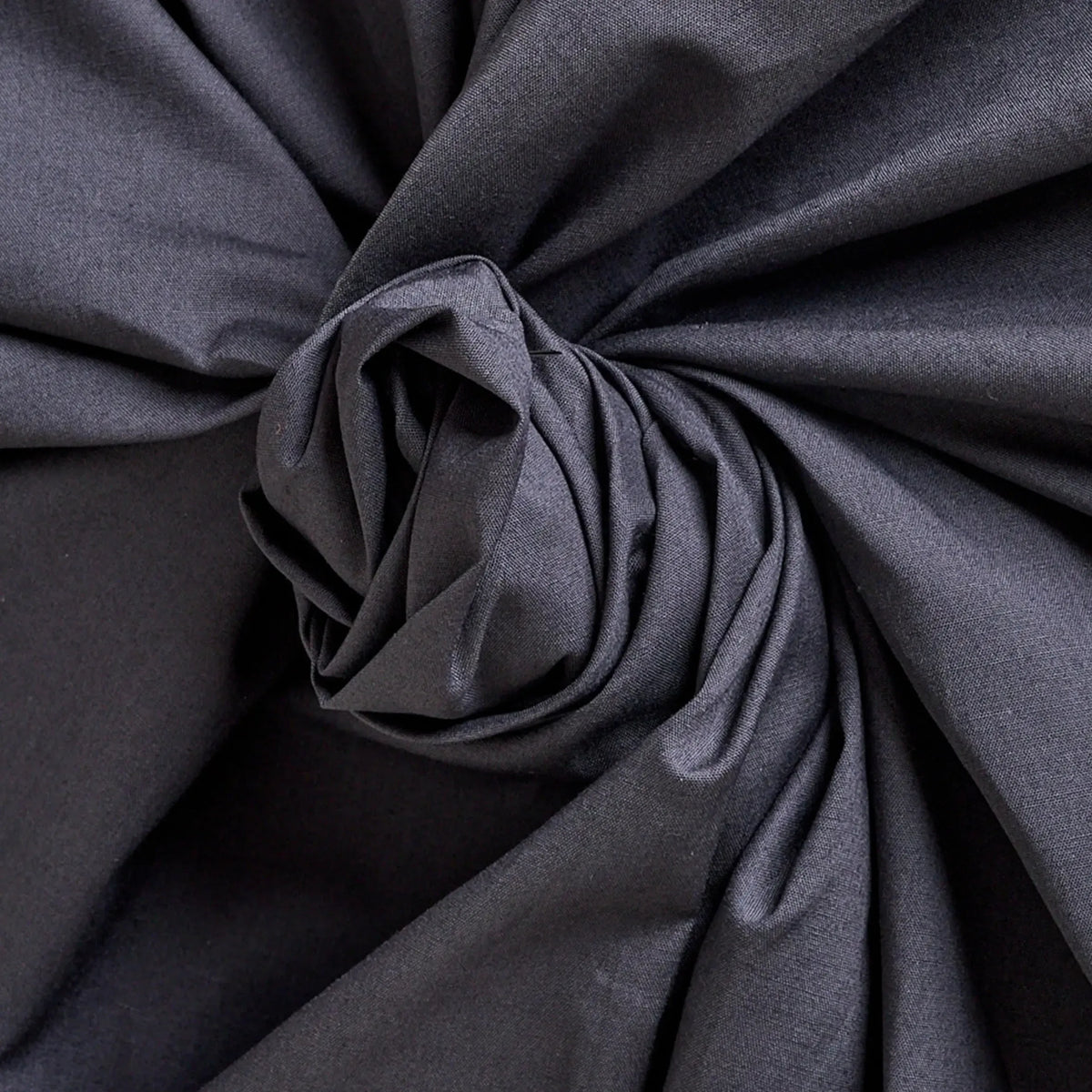 Atelier Brunette-Poplin-fabric-Deep Charcoal-gather here online