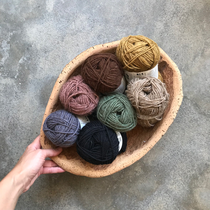 Retrosaria Rosa Pomar-Badana-yarn-gather here online