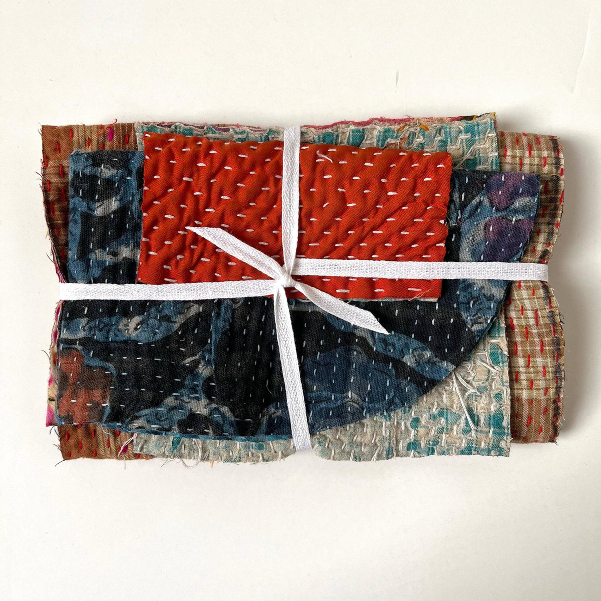 Otto Finn-Lab Mending Bundle - Large-garment care-surprise mix-gather here online