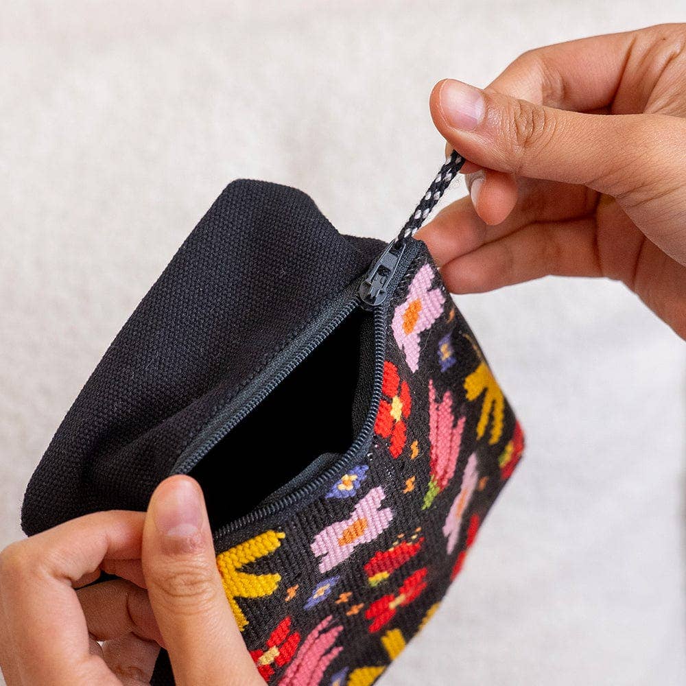 Craft Club-Pop Art Petals - Needlepoint Pouch Kit-craft kit-gather here online