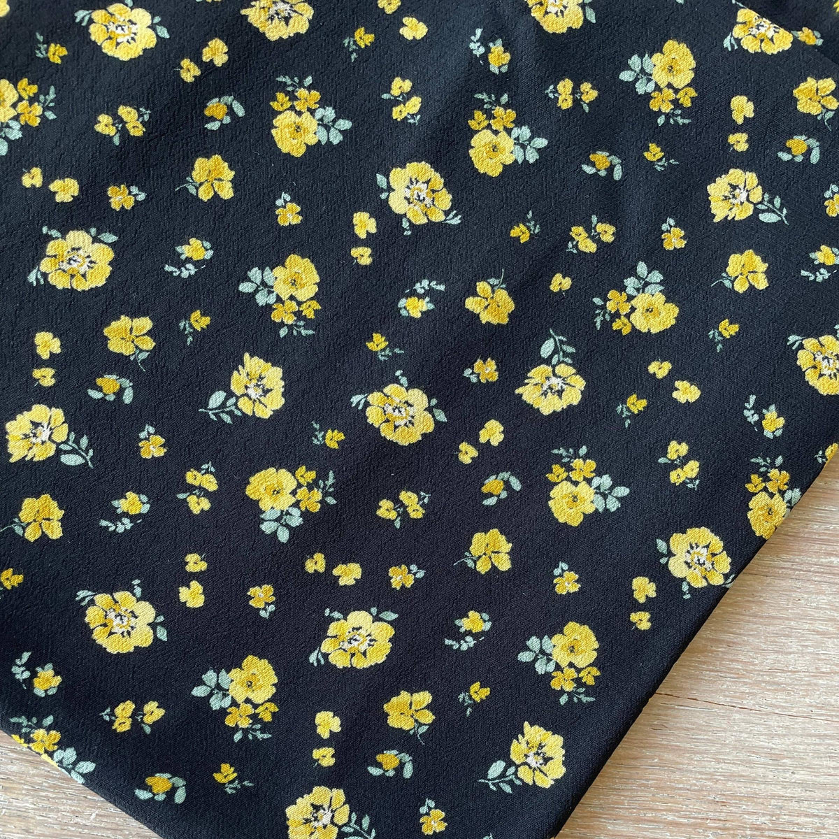 Vingtsept-Ecovero Viscose Moroccan Crepe - Lili-fabric-gather here online