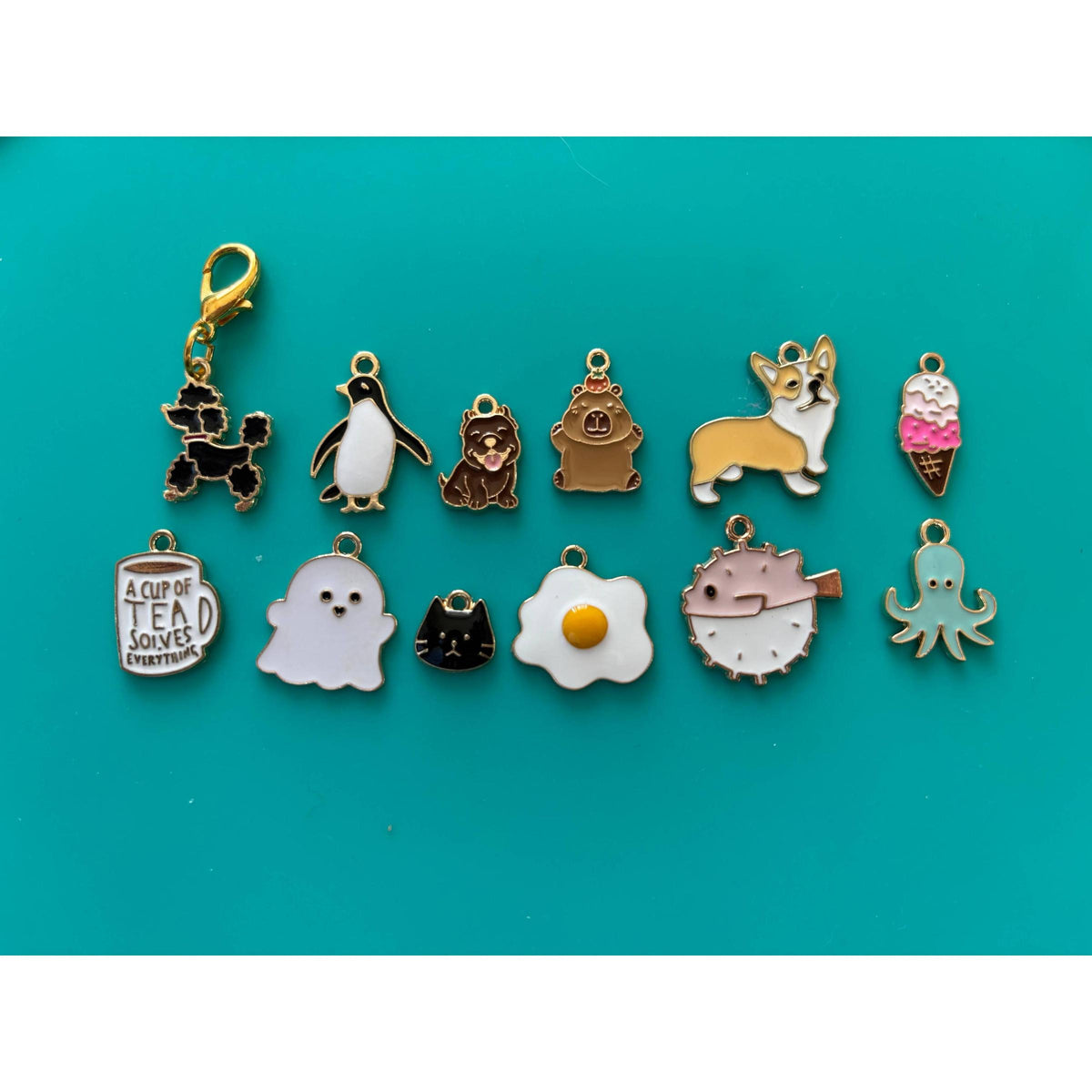 Comma Craft Co-Enamel Stitch Marker - Black Cat Head-knitting notion-gather here online
