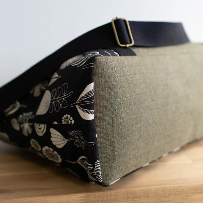 Noodlehead-Oxbow Tote Pattern-sewing pattern-gather here online