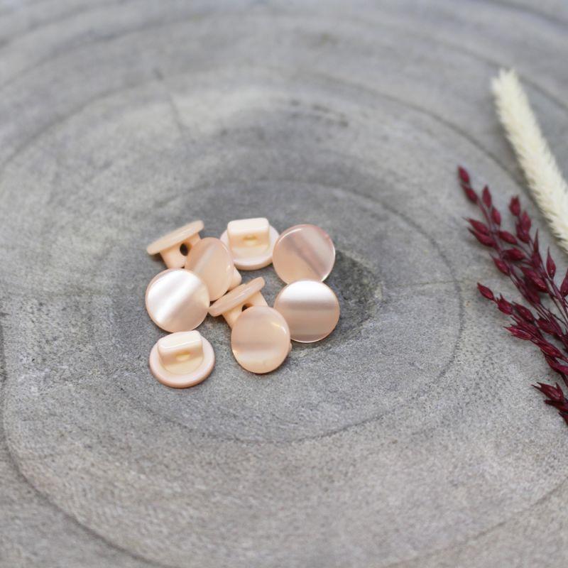 Atelier Brunette - 10mm Swing Button (each) - 02 Powder - gatherhereonline.sbs