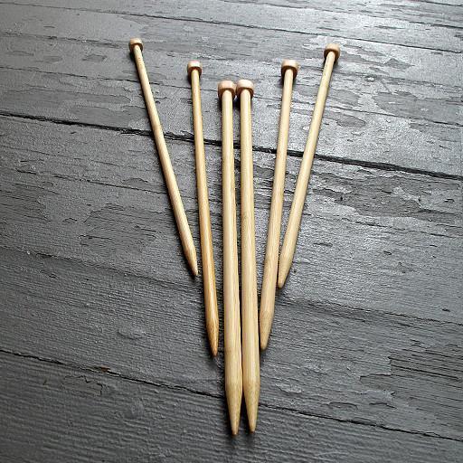 Clover - Takumi 14" Bamboo Knitting Needles - US3 / 3.25mm - gatherhereonline.sbs