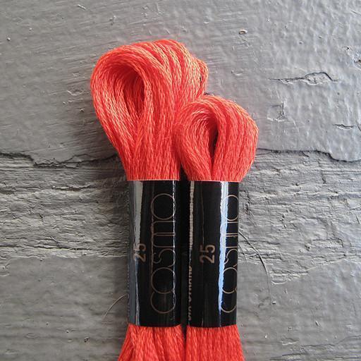 Lecien - Cosmo Floss: Reds - 838 - gatherhereonline.sbs