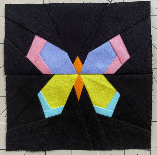gather here classes-Foundation Paperpiecing: Butterfly charm blocks-class-gather here online