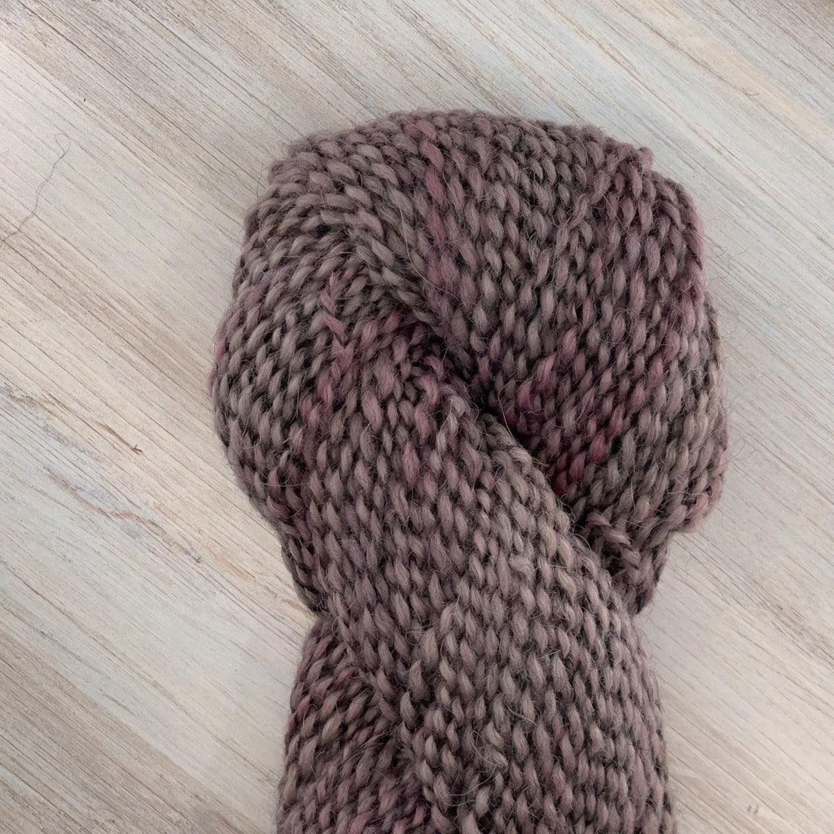 Jill Draper-Middlefield-yarn-Frost-gather here online
