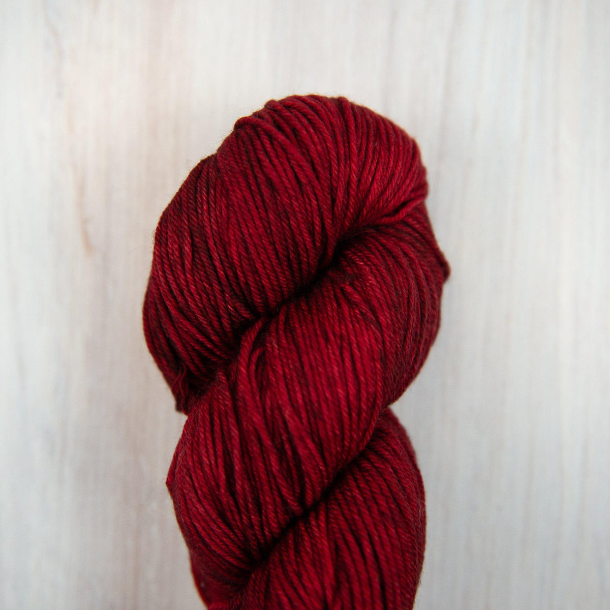 Malabrigo - Arroyo - 033 Cereza - gatherhereonline.sbs