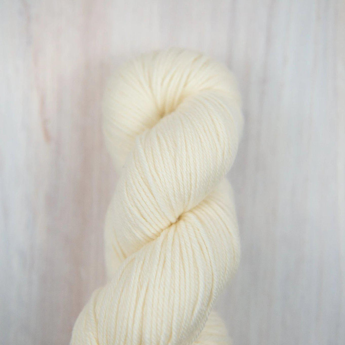 Malabrigo - Arroyo - 063 Natural - gatherhereonline.sbs