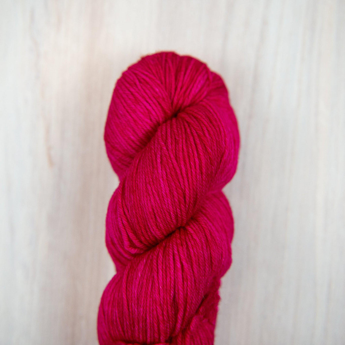 Malabrigo - Arroyo - 093 Fucsia - gatherhereonline.sbs