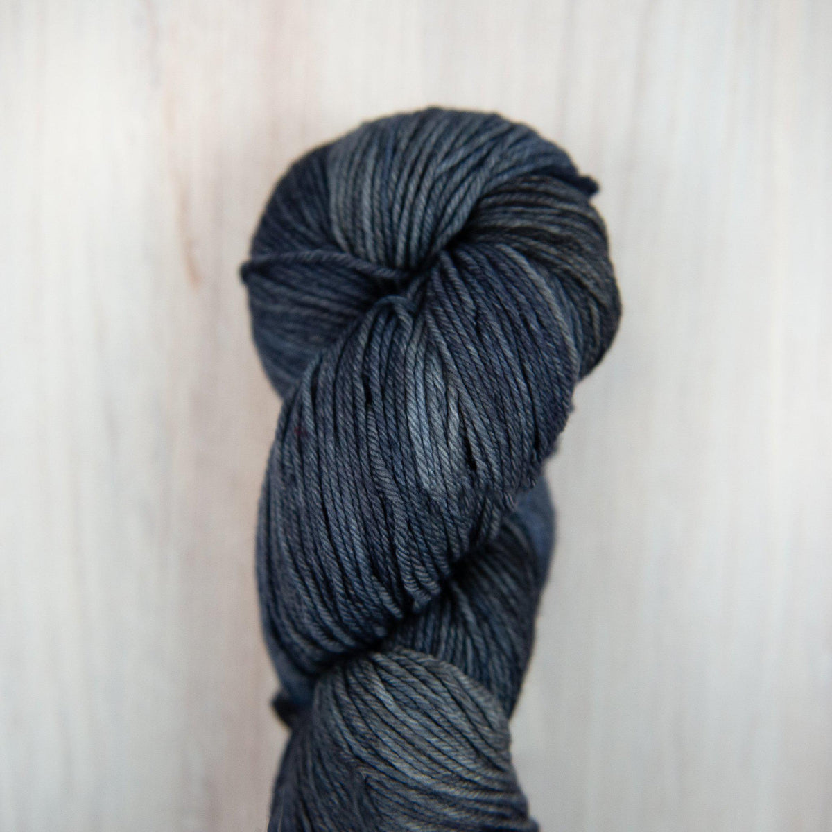 Malabrigo - Arroyo - 845 Cirrus Gray - gatherhereonline.sbs