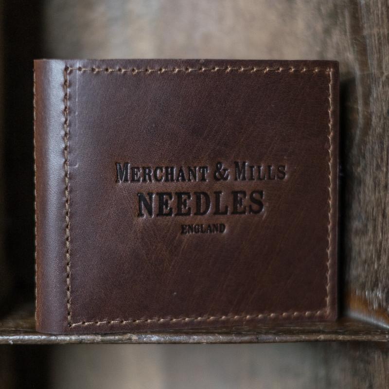 Merchant & Mills - Leather Needle Wallet - Default - gatherhereonline.sbs
