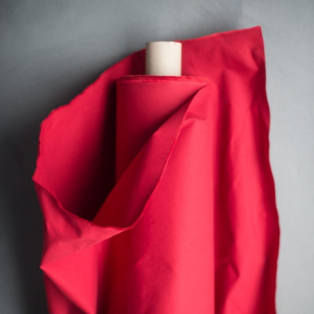 Merchant & Mills-Organic Dry Oilskin Red-fabric-gather here online