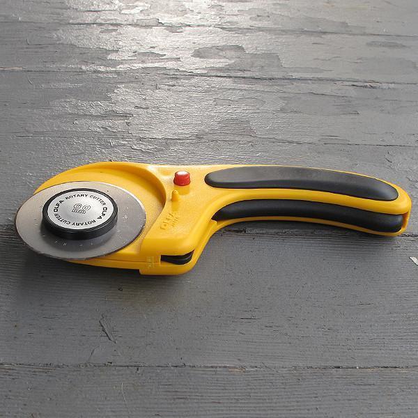 Olfa - Ergonomic Rotary Cutter - 60mm - Default - gatherhereonline.sbs