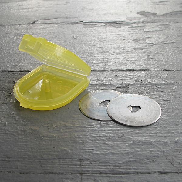 Olfa - Rotary Cutter Blades 28mm - 2 Pack - Default - gatherhereonline.sbs