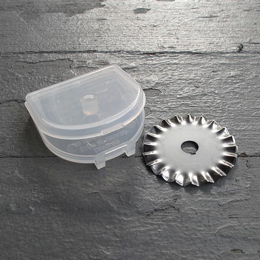 Olfa - Rotary Cutter Pinking Blade - 45mm -1 pack - Default - gatherhereonline.sbs